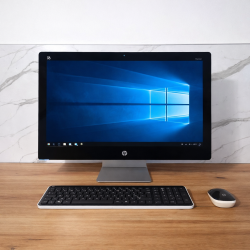 HP Tout-en-Un 23,8" Reconditionné – Core i3 – 8Go RAM – SSD 120Go – Windows 10